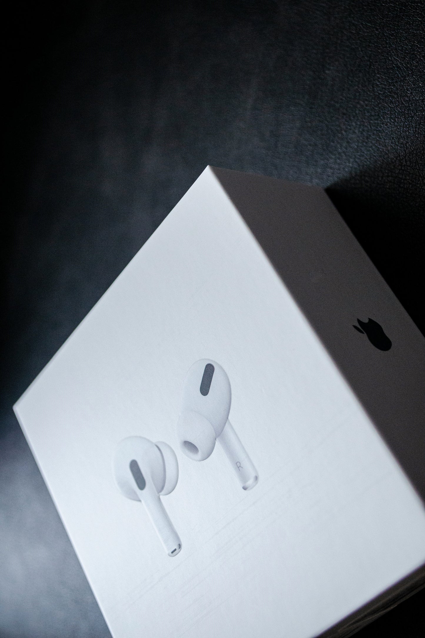 AirPods Pro (2nd Generation) Compatible With Android & iOS